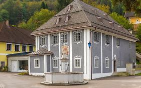Schwarzes Haus